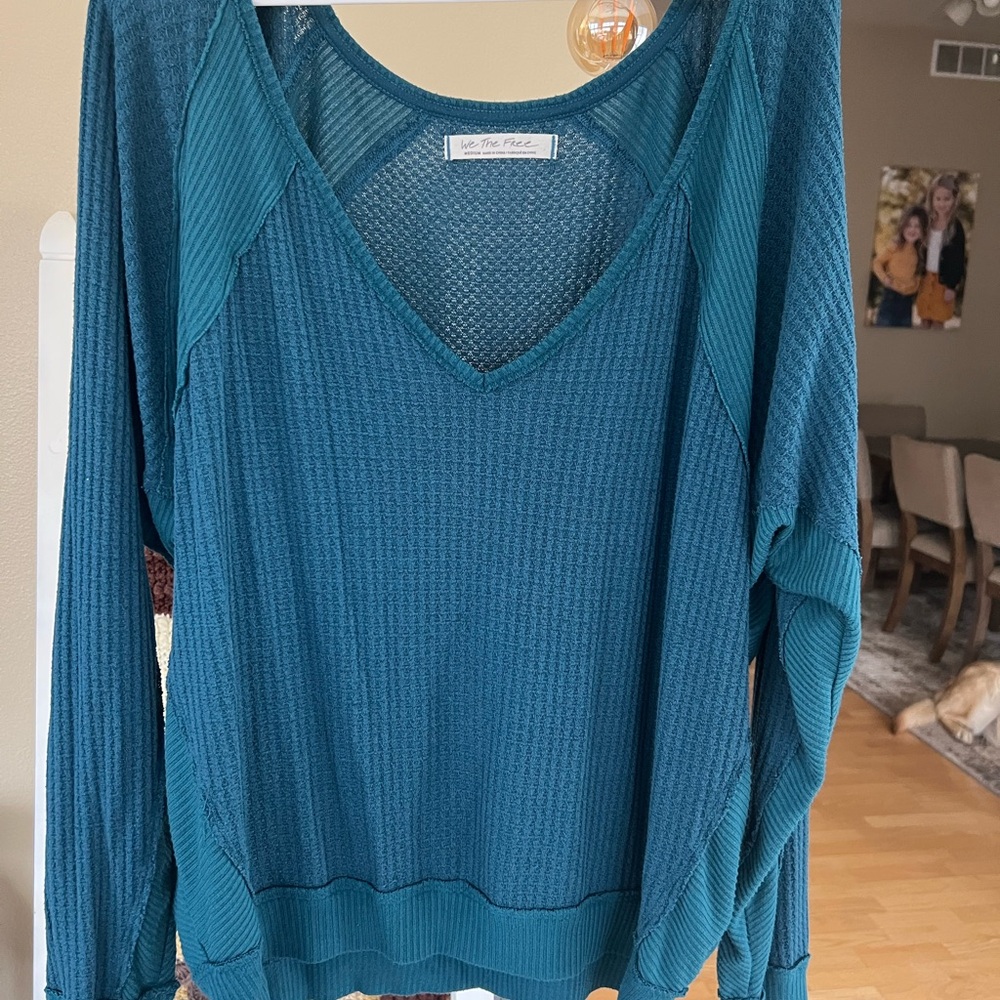 We The Free- Teal V-Neck Long Sleeve Top